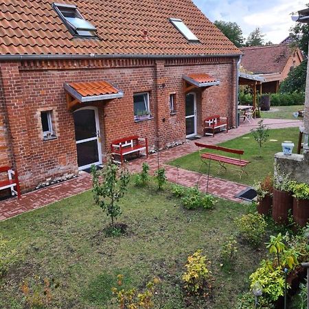 Remise Kairies Apartment Wustrow  Bagian luar foto
